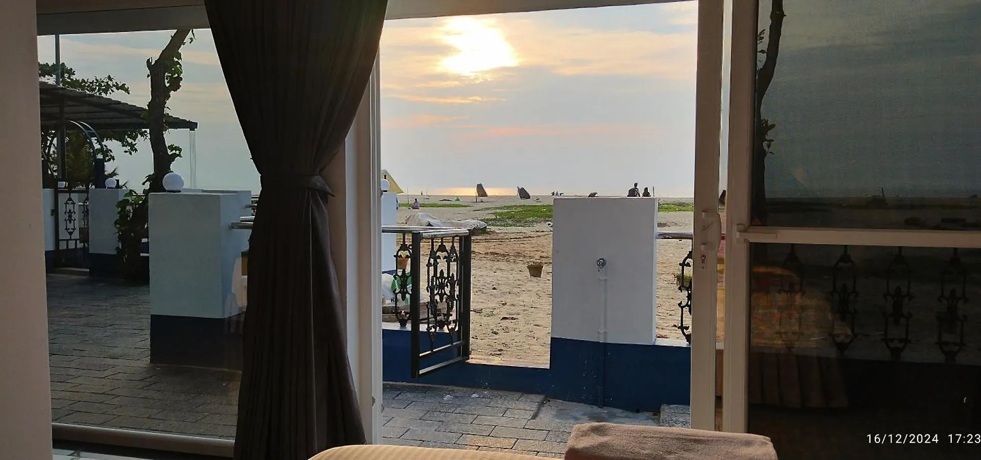 Alleppey Holiday Beach Resort Alappuzha